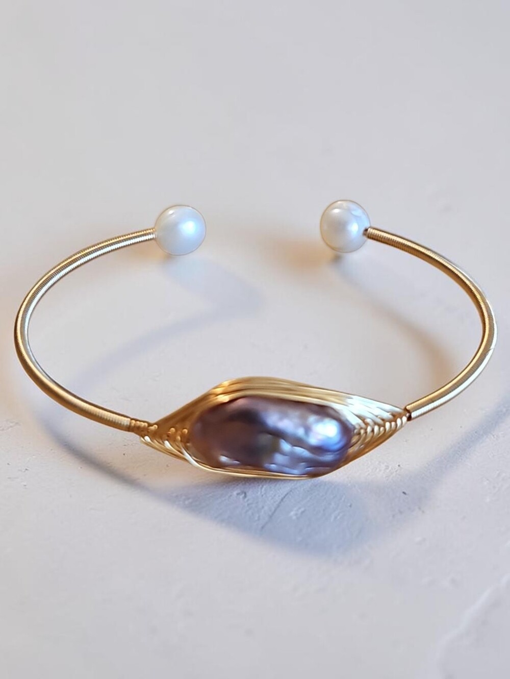 SASSIFIED BOUTIQUE NWT Gold &  Pearl Accent Open Cuff Bracelet